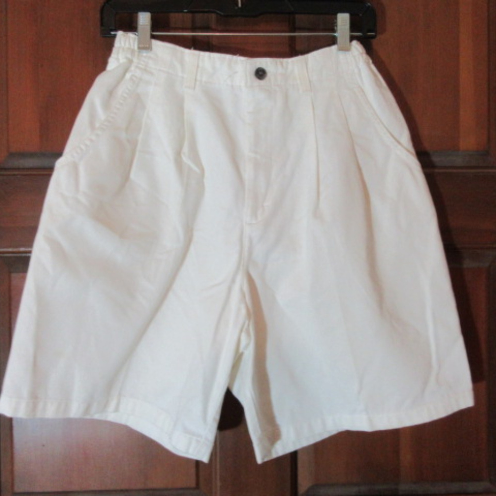 LEE CASUALS White Shorts Size 10M Wrinkle Free